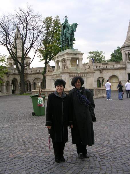 Svetlana i drustvo u Budimpesti 24 AU.jpg